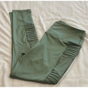 Ruby Ribbon Women's Green Slimming Moto Leggings‎ X-Large Style 1775